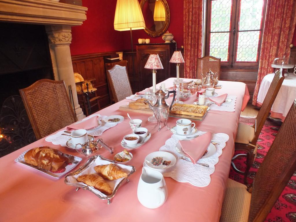 Chateau De Naze Vivy-Saumur Szoba fotó