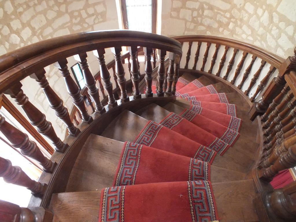 Chateau De Naze Vivy-Saumur Kültér fotó